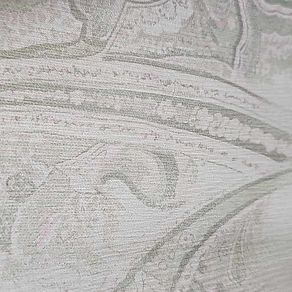 Silk Chiffon Newport News, Y2K blouse. Size 12. Paisley‎ moss green/light pink. - Picture 3 of 9